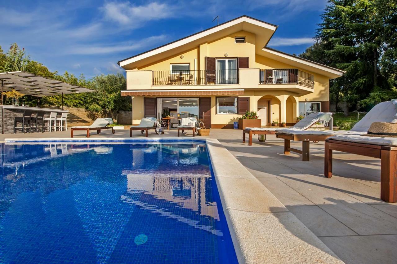 Villa Montericco โรวีน ภายนอก รูปภาพ